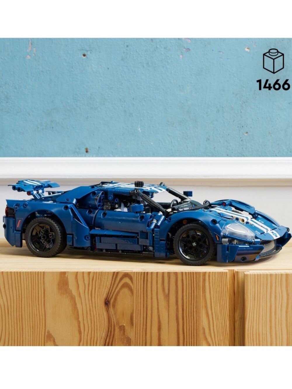 NEW LEGO Technic 2022 Ford GT Supercar Set 42154 - 1466 Pcs Factory Sealed - Picture 5 of 9